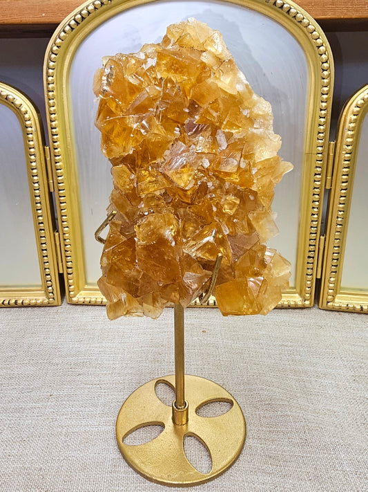 High quality honey calcite