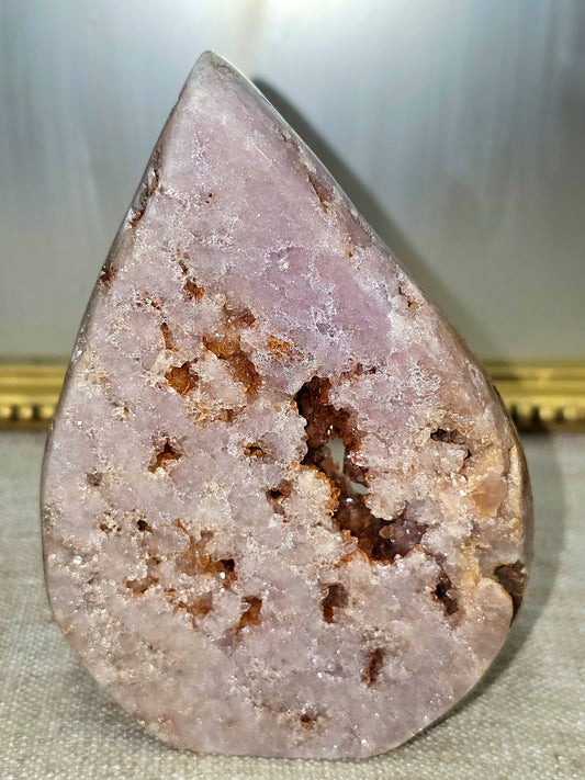 Druzy pink amethyst flame