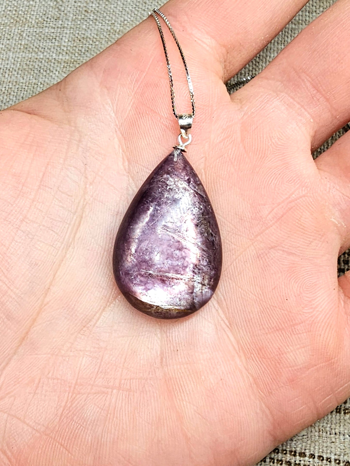 Gem purple mica